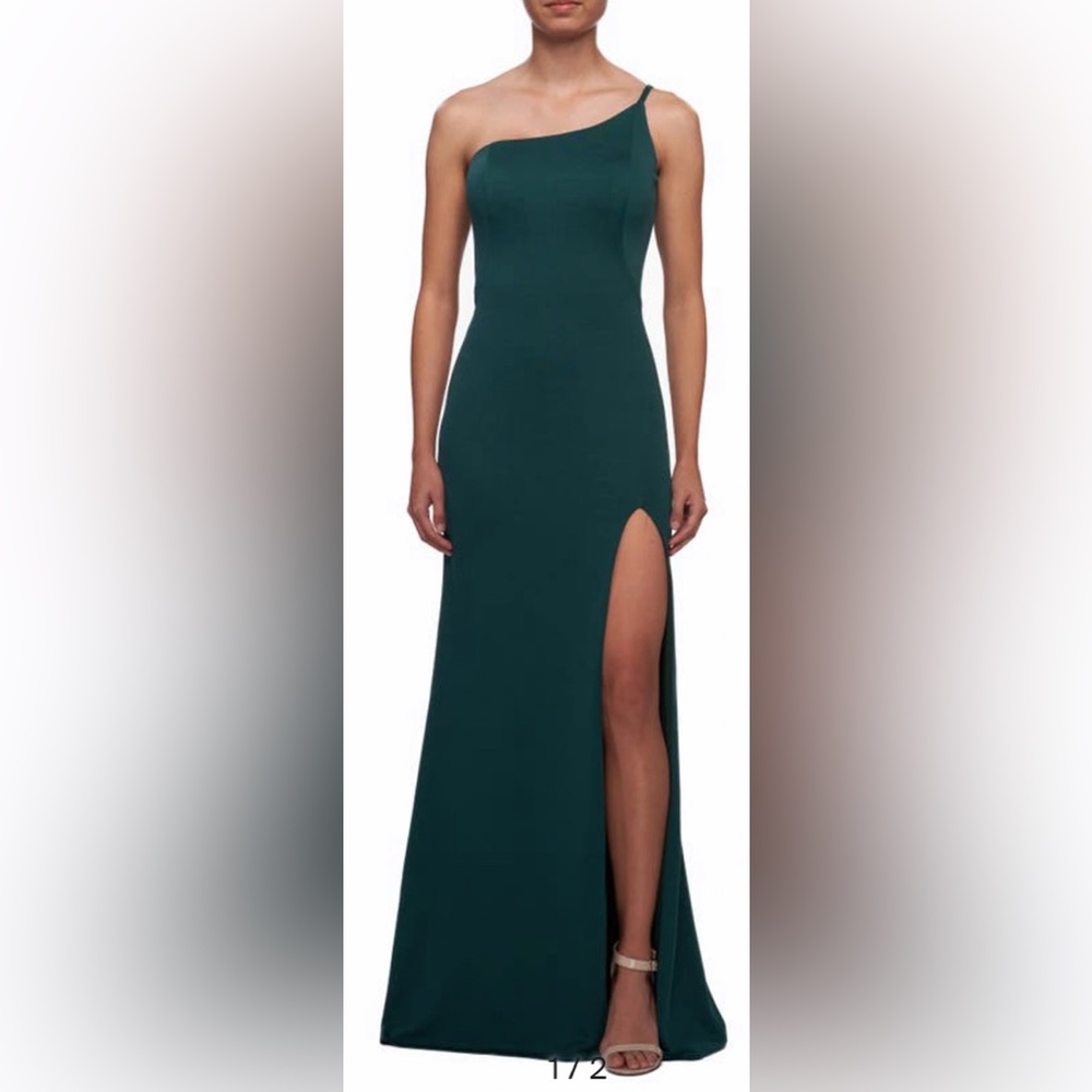 La Femme Green One-Shoulder Jersey Gown Size 6 NWT